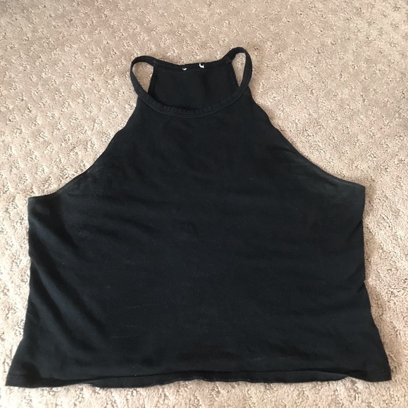 black cropped tank top - Picture 1 of 4